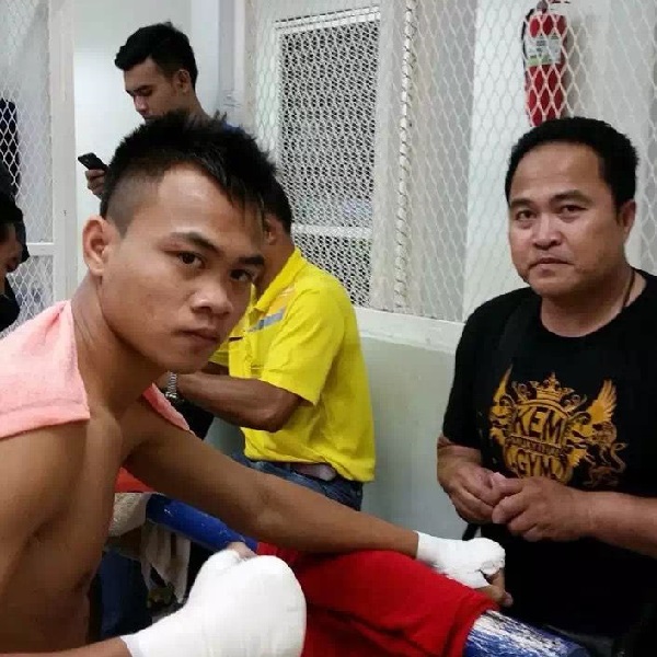 ajarn yodwicha muay thai